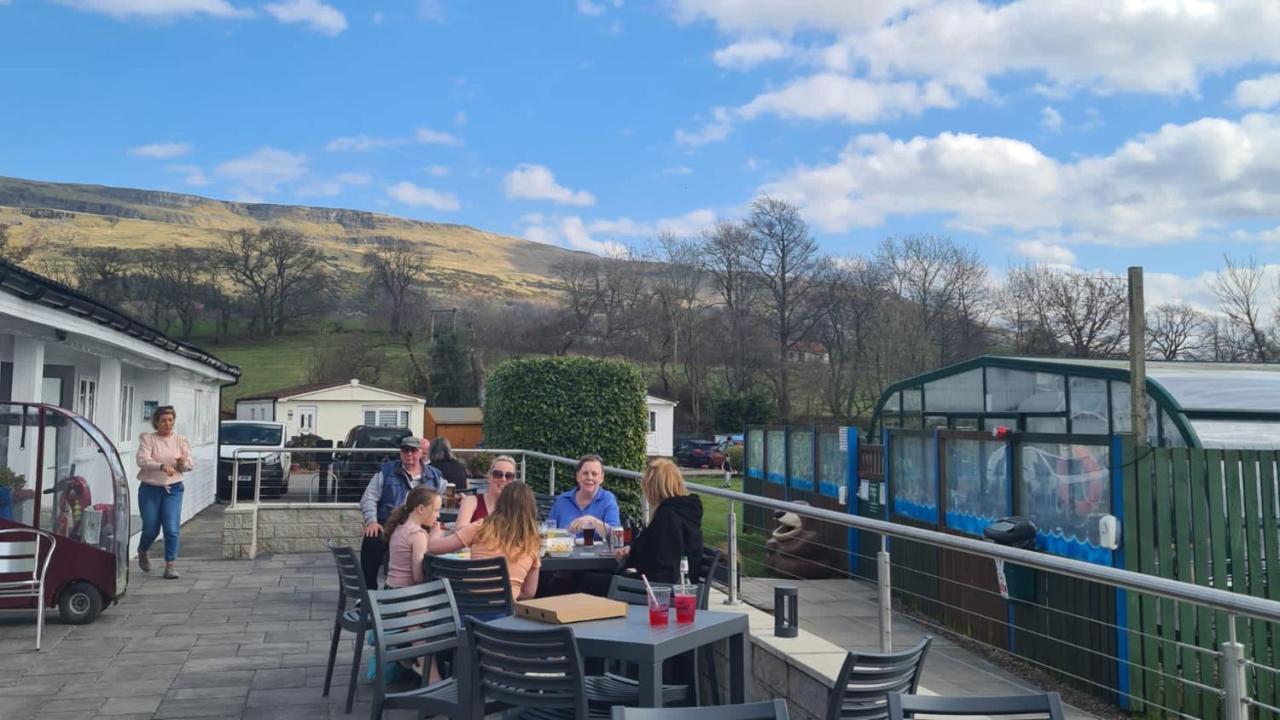 Campsie Glen Holiday Park Fintry Kültér fotó